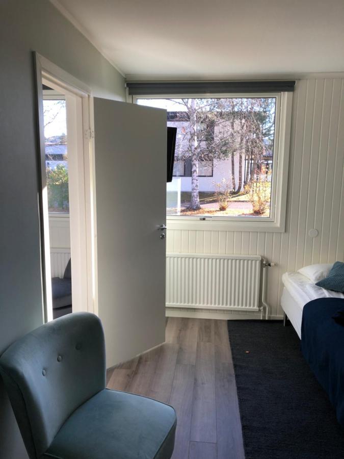Bed And Breakfast Fyra Haestar Rattvik Bagian luar foto